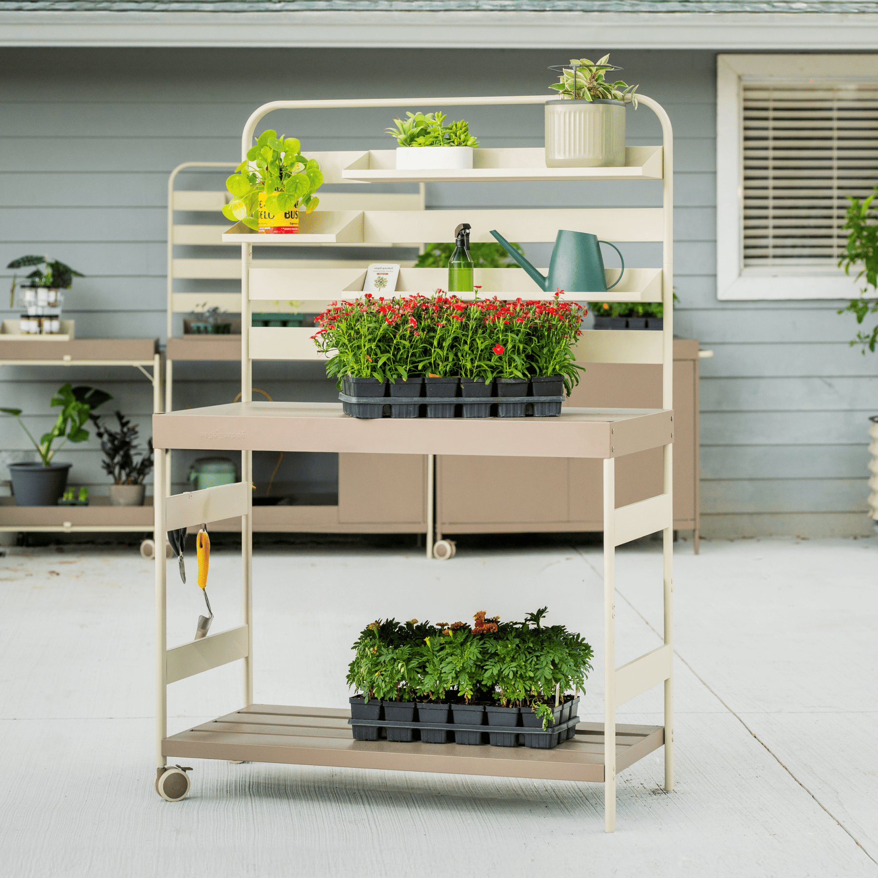 bench for indoor plants Garden Workstation